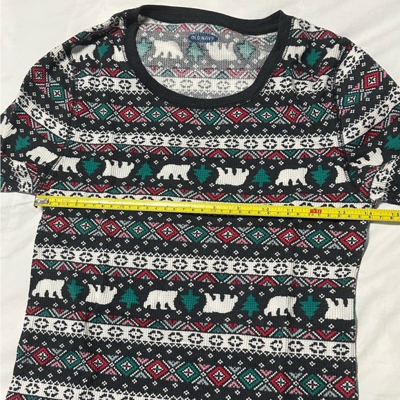 Old Navy Holiday Pajamas - Picture 5 of 10